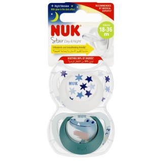 NUK SMOCZEK USPOKAJAJĄCY SILIKONOWY 18-36M STAR DAY&NIGHT ZIELONY OP.2 SZT.10739735 NUK